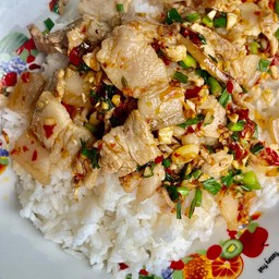 สามชั่นคั่วพริกเกลือ (ราดข้าว)