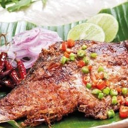 ปลาส้มทอดทรงเครื่อง ปลายหางปลา