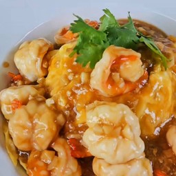 ไข่ข้น  กุ้งกระเทียม ราดข้าว