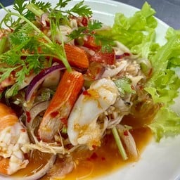 ยำเห็ดเข็มทองกุ้งสด