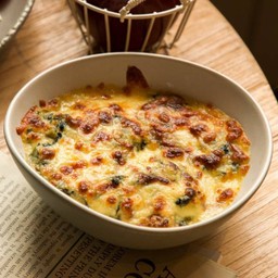 ผักโขมอบชีส