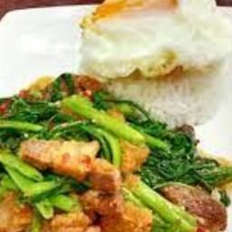 ข้าวผักบุ้ง