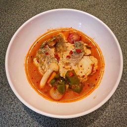 ต้มยำปลากระพง