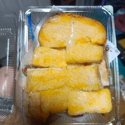 ปิ้งปังกลางซอย