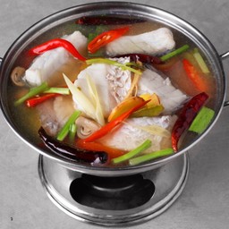 ต้มยำเนื้อปลากะพงน้ำใส