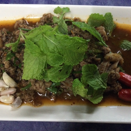 ลาบเนื้อ