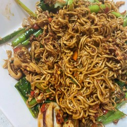 มาม่าผัด