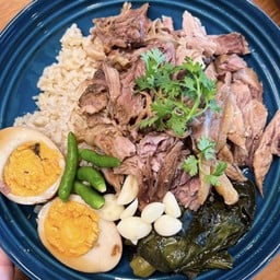 ข้าวขาหมูเนื้อล้วน+ไข่1ฟอง