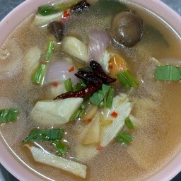 ต้มยำไก่