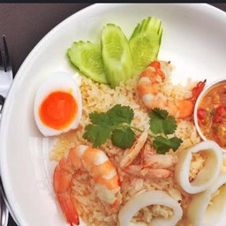 ข้าวคลุกพริกเกลือทะเล