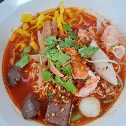 ก๋วยเตี๋ยวเย็นตาโฟต้มยำทะเล