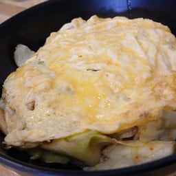 ข้าวหน้าผัดผักไข่ข้น