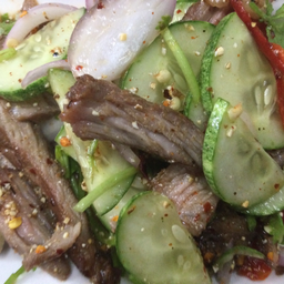 ยำเนื้อย่าง