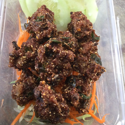 ลาบหมูทอด