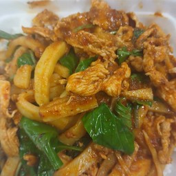 ผัดพริกแกงไก่หน่อไม้