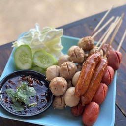 ลูกชิ้นหมูล้วน HOMEMADE by Twosis (คลอง5 คลองหลวง)