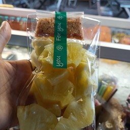 สับปะรด จุ๊บจิ๊บ