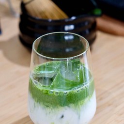 มัจฉะ เย็น