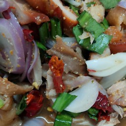 ข้าวยำไก่ย่าง