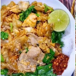 ผัดซีอิ้วหมู