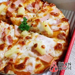 Pizza Barn House พิซซ่าบ้านเฮา สปาเก็ตตี้ คอร์นด็อก ไก่ทอด