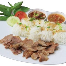 หมี่หมูย่าง