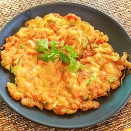 ข้าวไข่เจียวแหนมโสดพริกสด