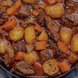 Beef Stew with Carrot and Potatoes