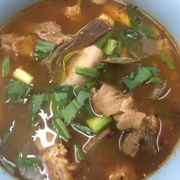 ต้มแซ่บเครื่องในเนื้อ