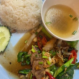 ข้าวผัดน้ำมันหอย