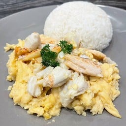 ไข่ข้นปูราดข้าว