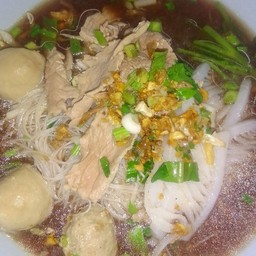 เส้นหมี่เนื้อ