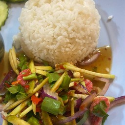 ข้าวปลากระพงลุยสวน