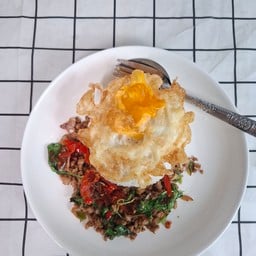 อิ่มหนำ ตามสั่ง