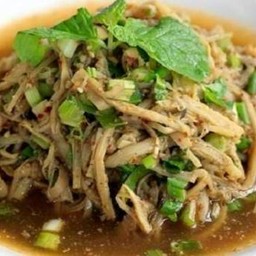 ส.บุญช่วย ลาบขม ต้มแซ่บ ( เจ้าเก่า )