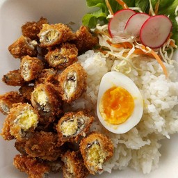 ข้าวหน้าปลาไข่ทอด