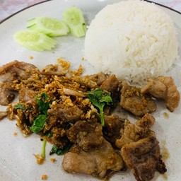 หมูกระเทียม (ข้าวหอมมะลิ)