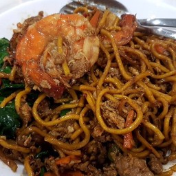 กุ้ง ปลาหมึก หมูสับ ไข่ไก่