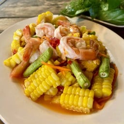 ส้มตำข้าวโพด (กุ้งสด / กุ้งลวก)