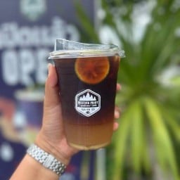 Meeting Point “จุดนัดพบ” Cafe (Halal)