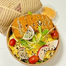 สลัดผักไข่ข้น ไก่กรอบน้ำผึ้งทอด XL