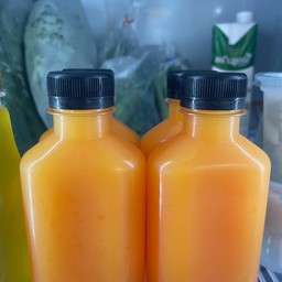 น้ำส้มคั้นสด+น้ำแข็งแก้ว