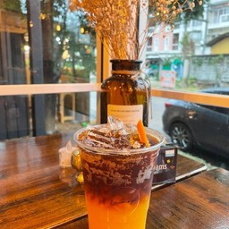 Mama’s Anda