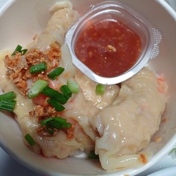 ร้านข้าวหน้าอร่อย สามชั้นทอดน้ำปลา กลับมาแล้ว