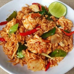 ข้าวผัดต้มยำหมู