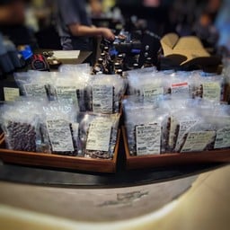 BEANS Paragon ตลาดโลตัส บางกรวย-ไทรน้อย