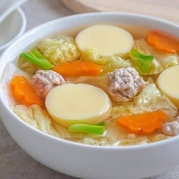 แกงจืดเต้าหู้หมูสับ 