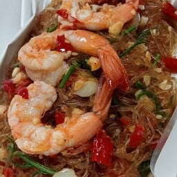 ผัดวุ้นเส้นชะอมกุ้งสด