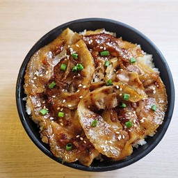 ข้าวสามชั้นย่างซอสนิกุทาเระ