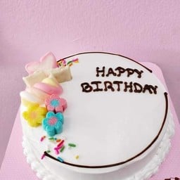 เค้กวนิลานมสดหน้า HBD.